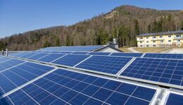 Photovoltaikanlage im Werkschulheim Felbertal