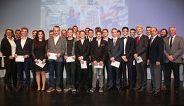 Stipendienaktion der Sparte Industrie der Wirtschaftskammer Salzburg für 19 Schülerinnen und Schüler des Werkschulheims