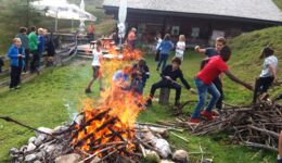 Kennenlerntage der 1. Klasse des Werkschulheims Felbertal auf der Ellmaualm im Tennengebirge