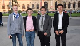 Schüler der 6b-Klasse des Werkschulheims Felbertal beim Medienfestival in Wien